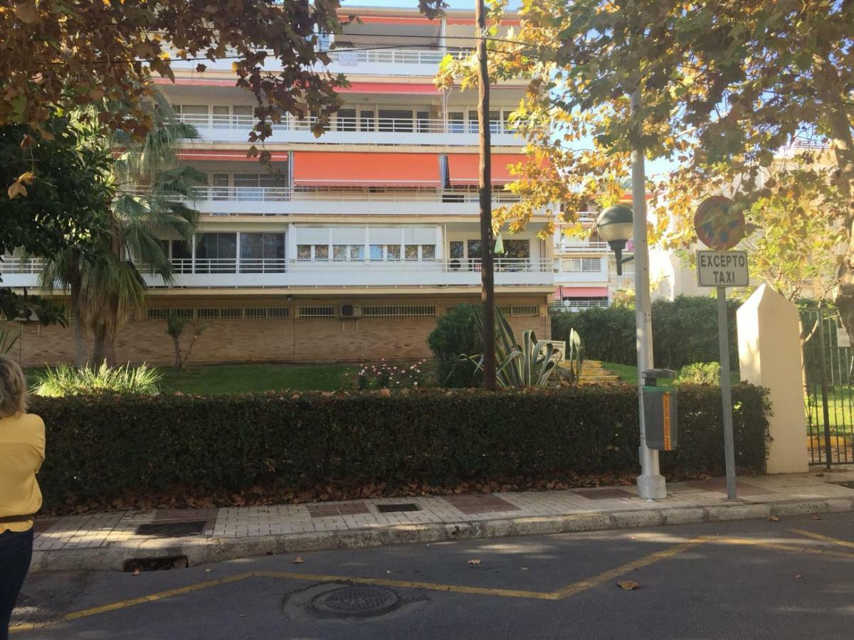 Apartamento La Carihuela - Urb. Eurosol Apartment ตอร์เรโมลิโนส ภายนอก รูปภาพ